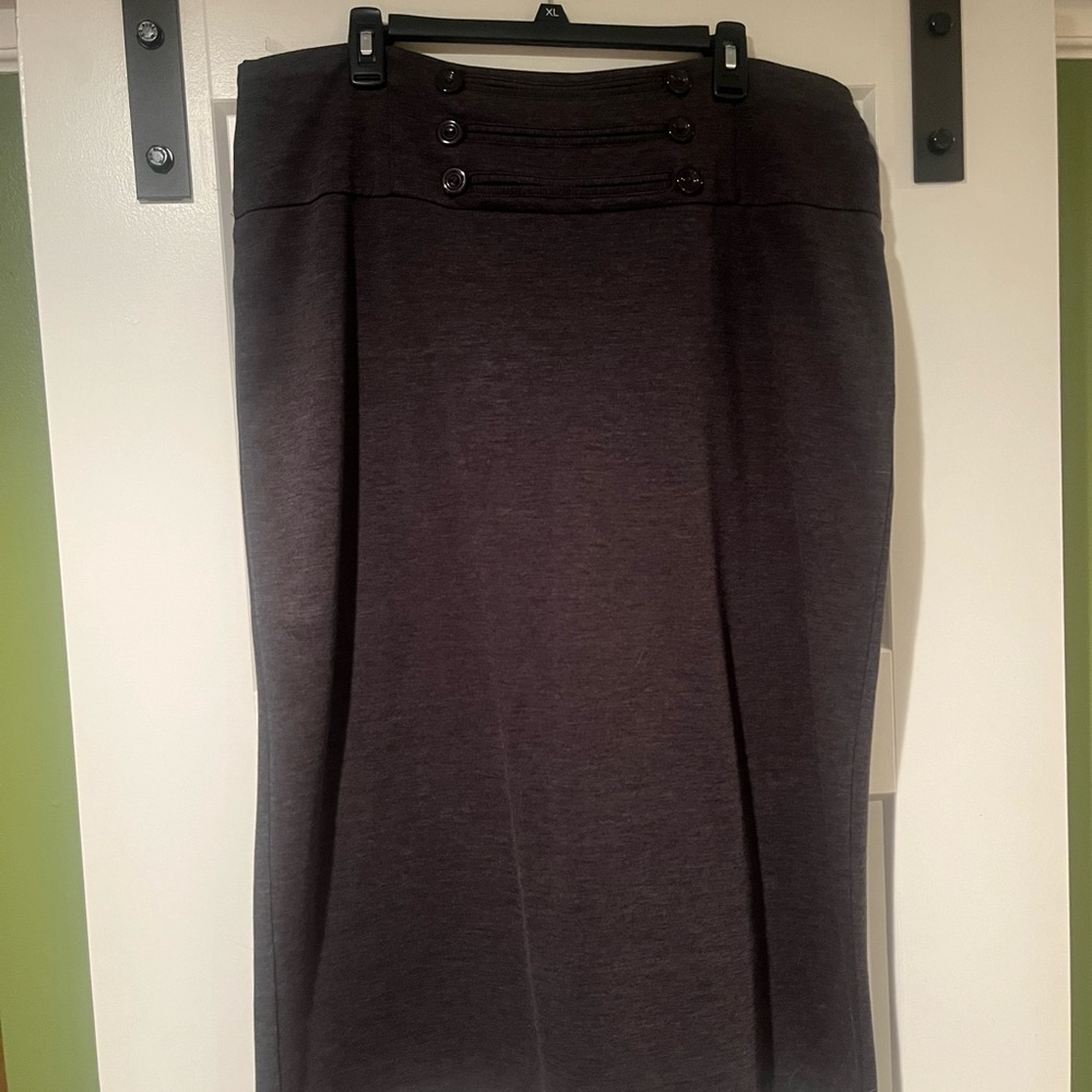 Grey skirt